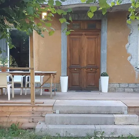 Domaine Hermiton بيت للعطل Montlaur-en-Diois